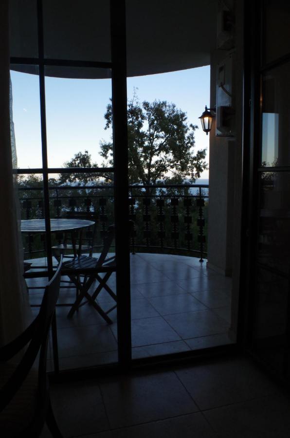 Beautiful 1St-Line Seaview Private Appartement In The Cliff Resort Obzor Eksteriør billede