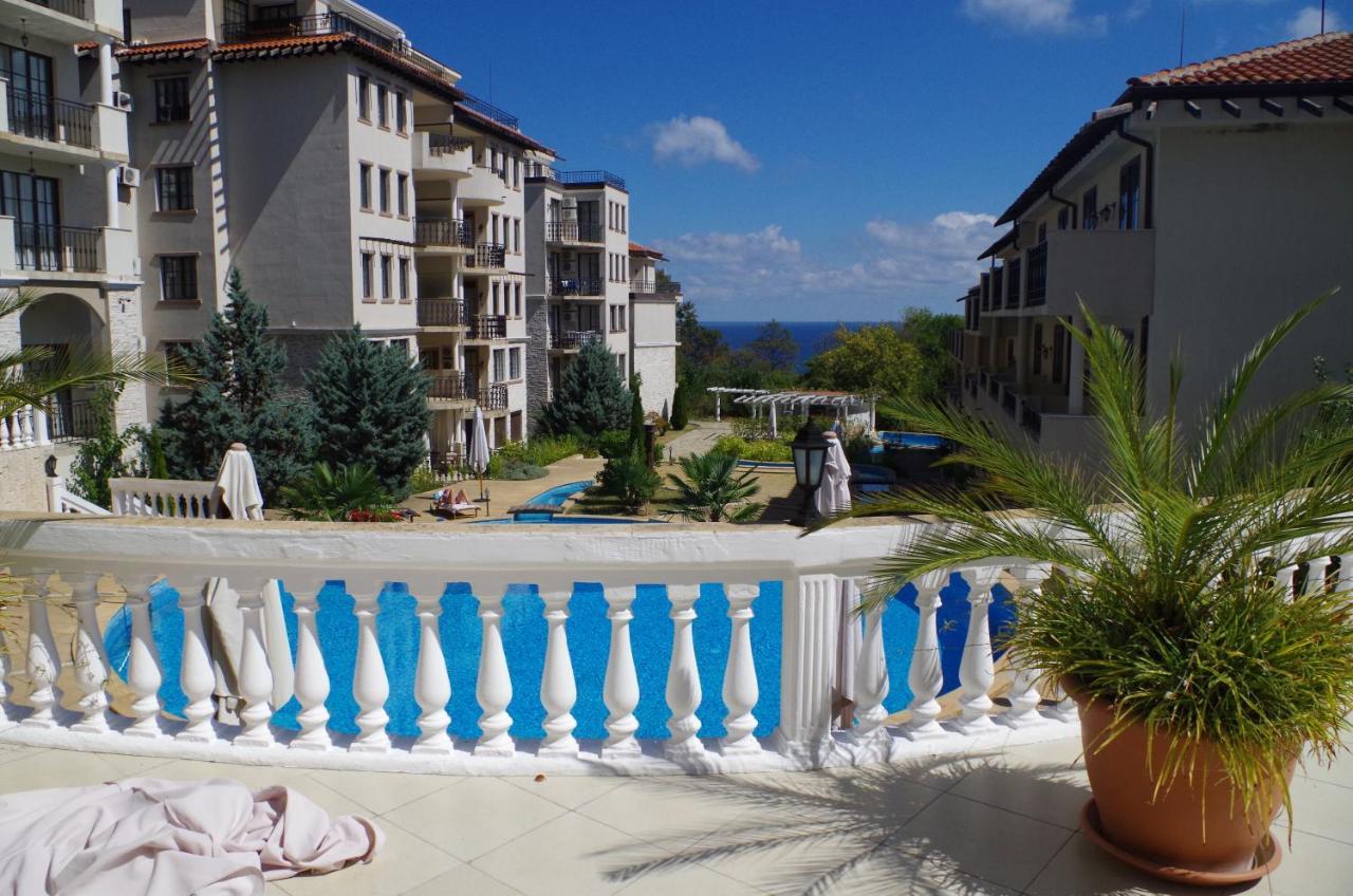 Beautiful 1St-Line Seaview Private Appartement In The Cliff Resort Obzor Eksteriør billede